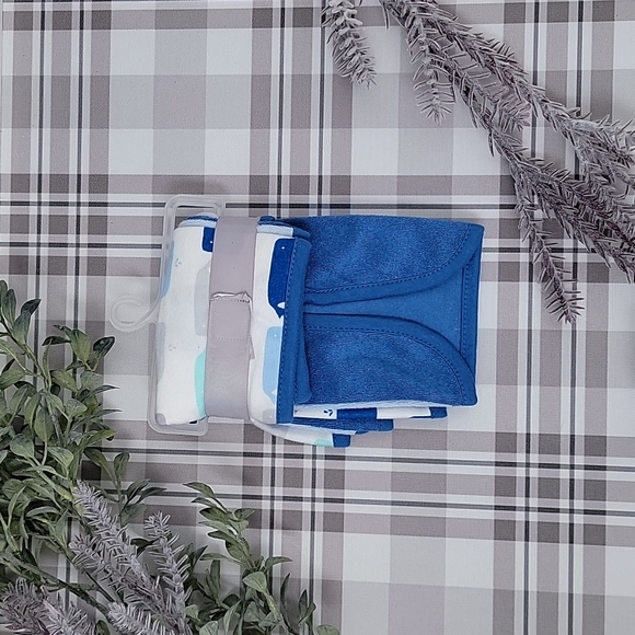 Cloud Island 6 - Pack Whale Lightweight Washcloths - Picture 2 of 3